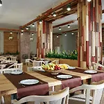 Alba Hotel