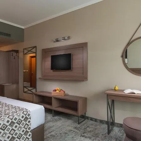 Alba 4* Napospart