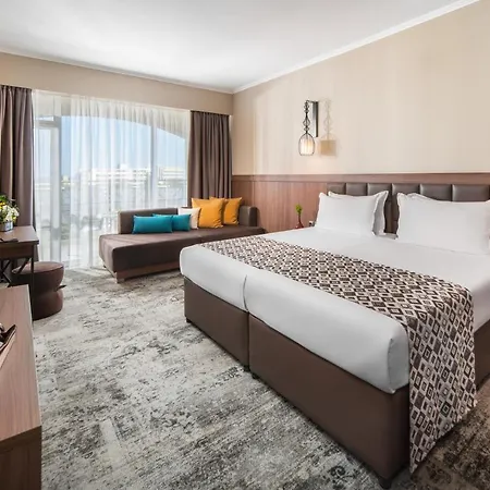 Alba 4* Napospart