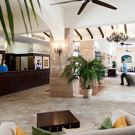 Alba Hotel 4*