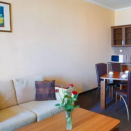 Alba Szálloda Napospart