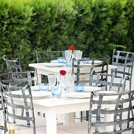 Alba מלון סאני ביץ'