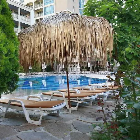 阿尔巴全包酒店 4*