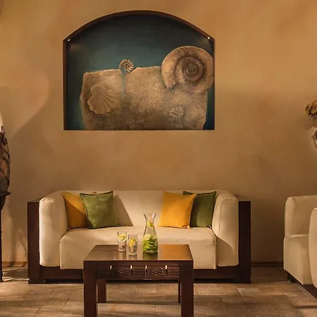 阿尔巴全包酒店 酒店